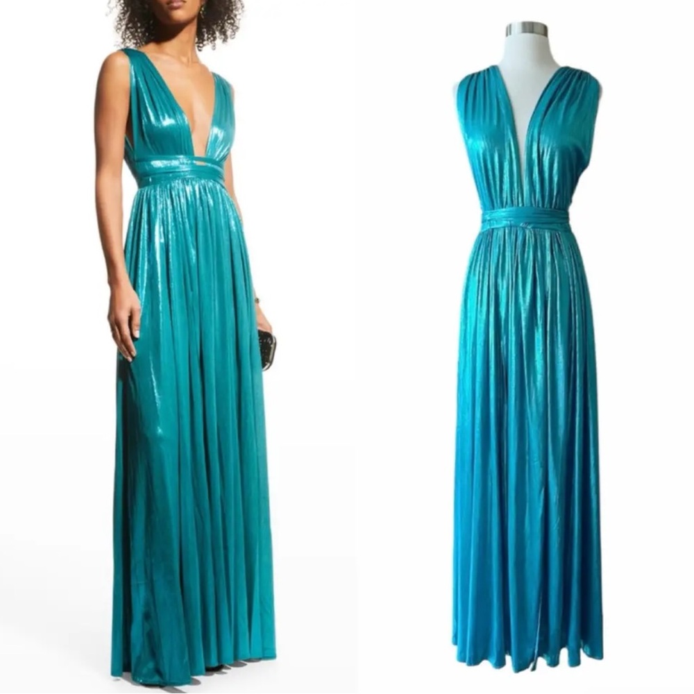 Bronx and Banco Romi Metallic Gown, RTR - Picture 3 of 13